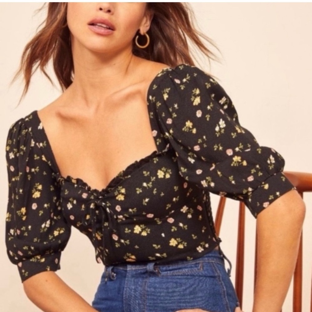 Luna Top - Reformation black floral crop top